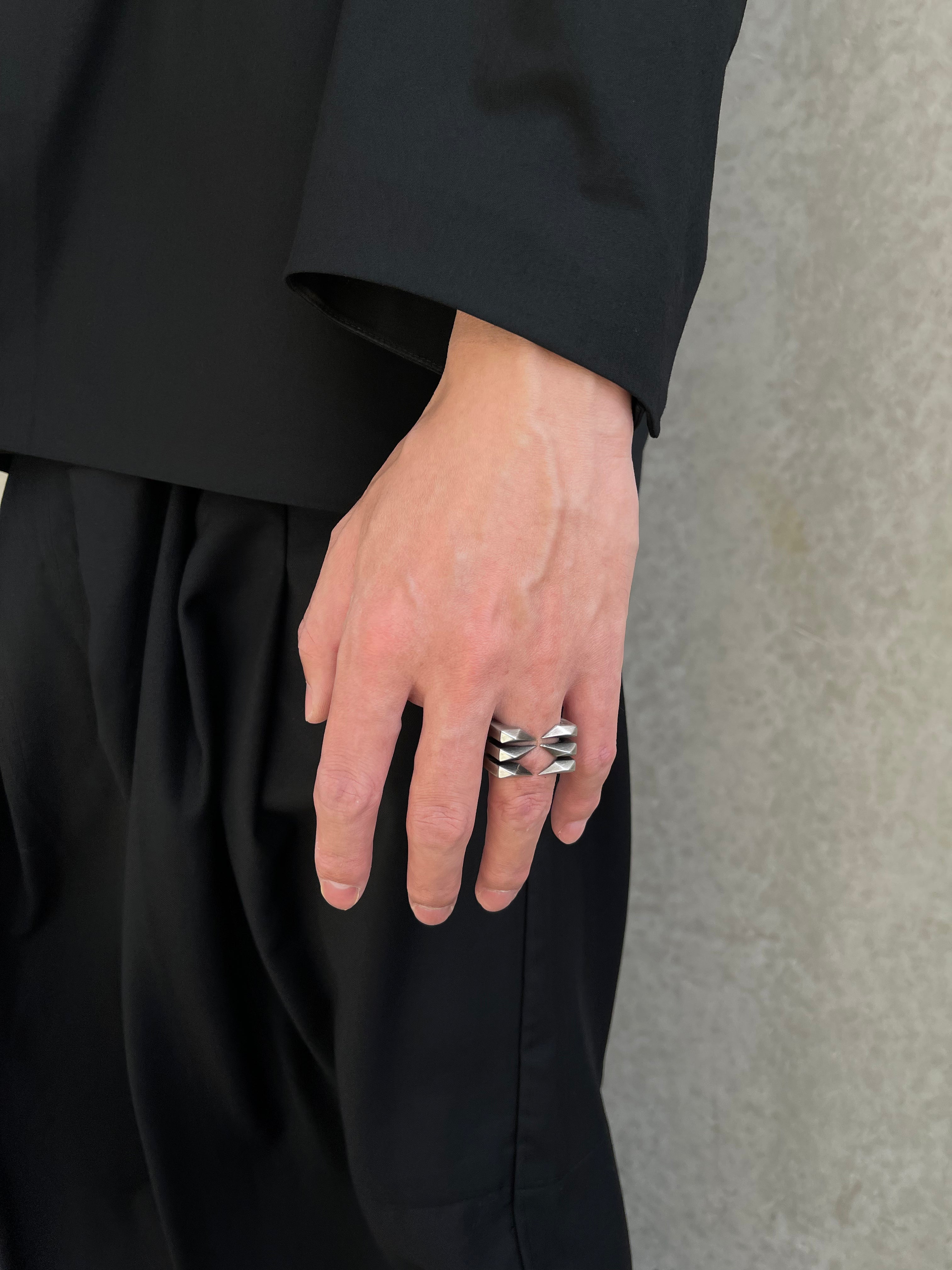 INSECT LEG RING