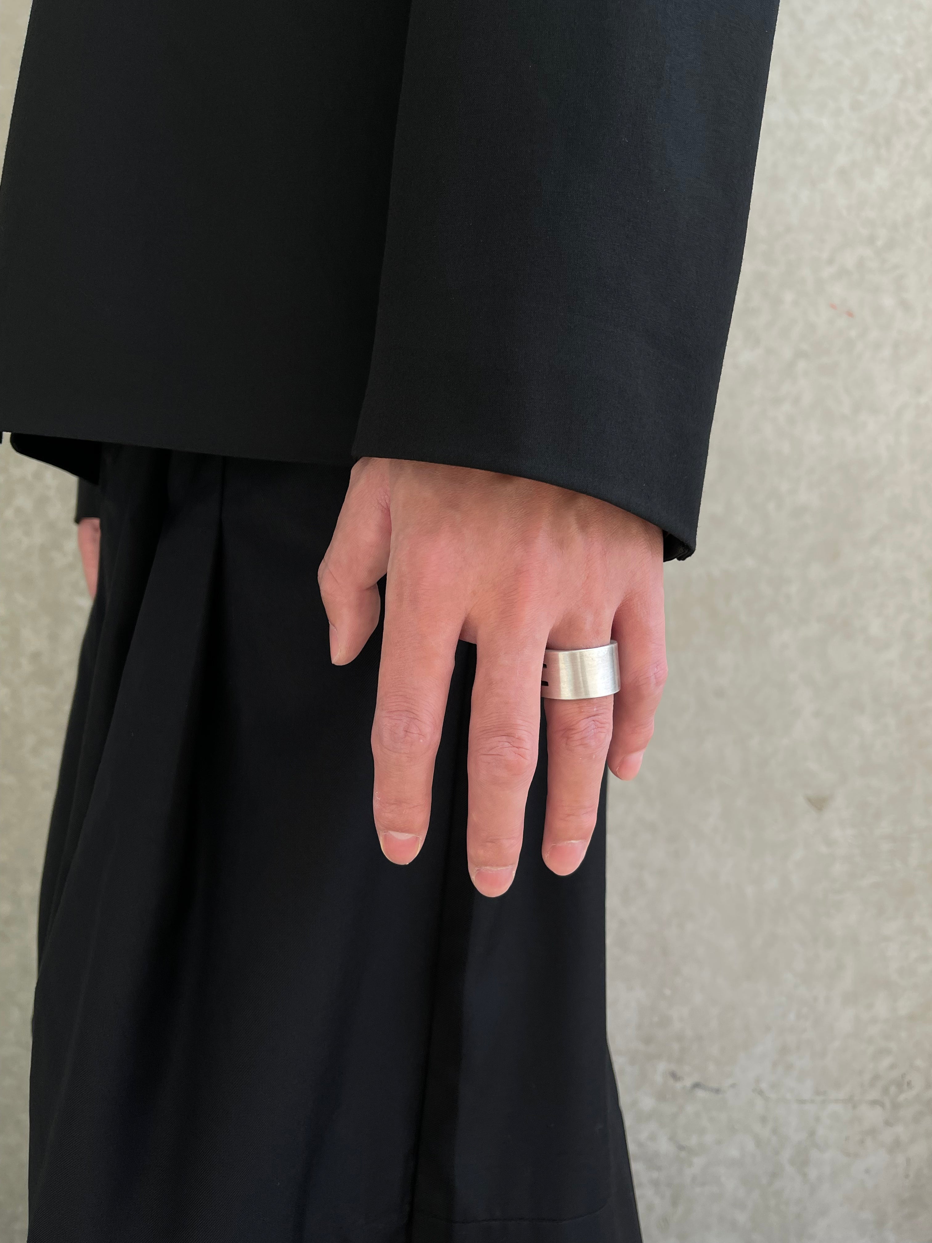 INSECT LEG RING