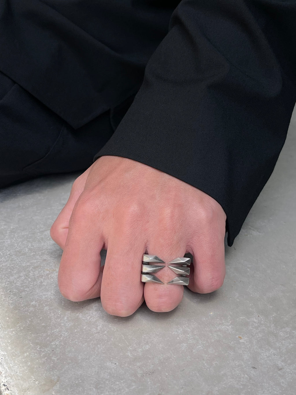 INSECT LEG RING