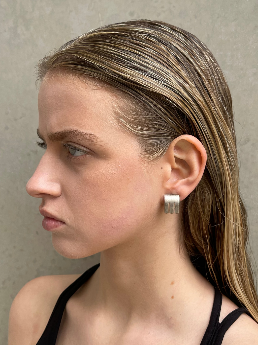 INSECT LEG EARRING
